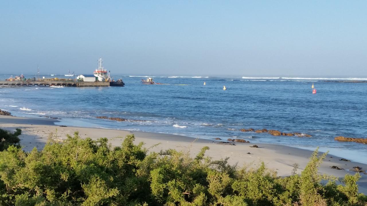 Bedrock Lodge Port Nolloth Ngoại thất bức ảnh